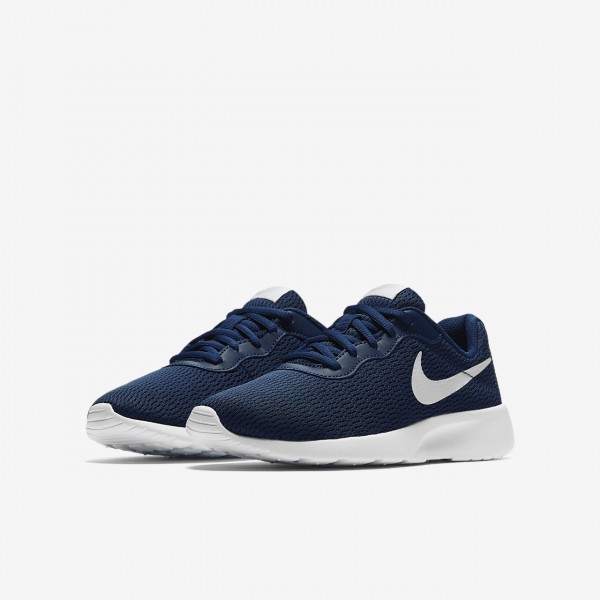 Nike Tanjun Freizeitschuhe Jungen Navy Weiß Grau 968-67620