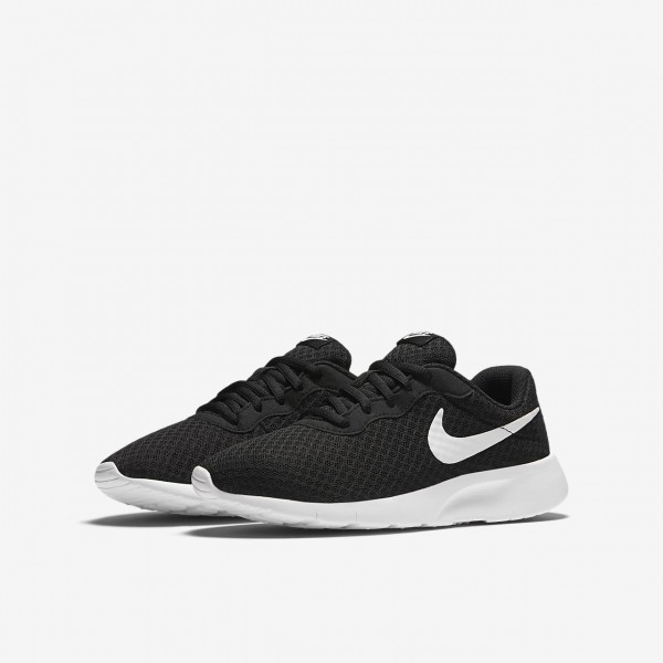 Nike Tanjun Freizeitschuhe Jungen Schwarz Weiß 500-41364