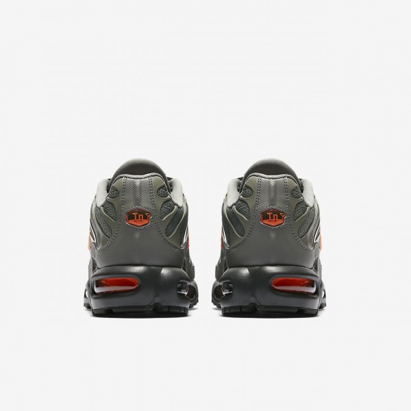 Nike Air Max Plus Se Freizeitschuhe Herren Dunkelolive Schwarz Orange 249-62474